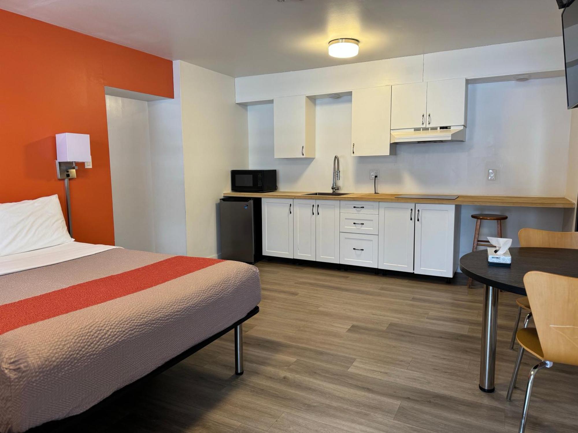 Motel 6-Moncton, Nb Exterior photo